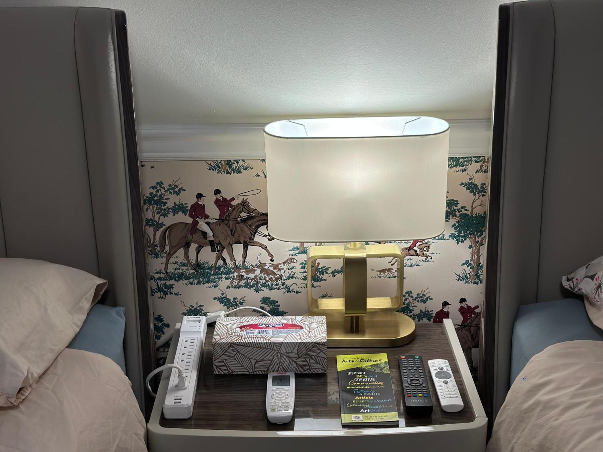 Master Bedroom With Two Queen Sized Bed Richmond Esterno foto